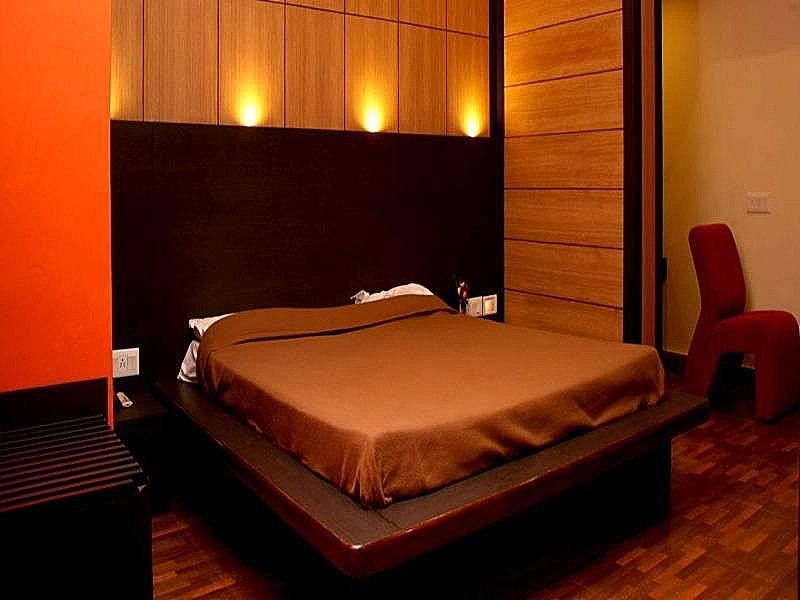 Hotel Trimoorti Economy Ac Room with Free Wifi 6