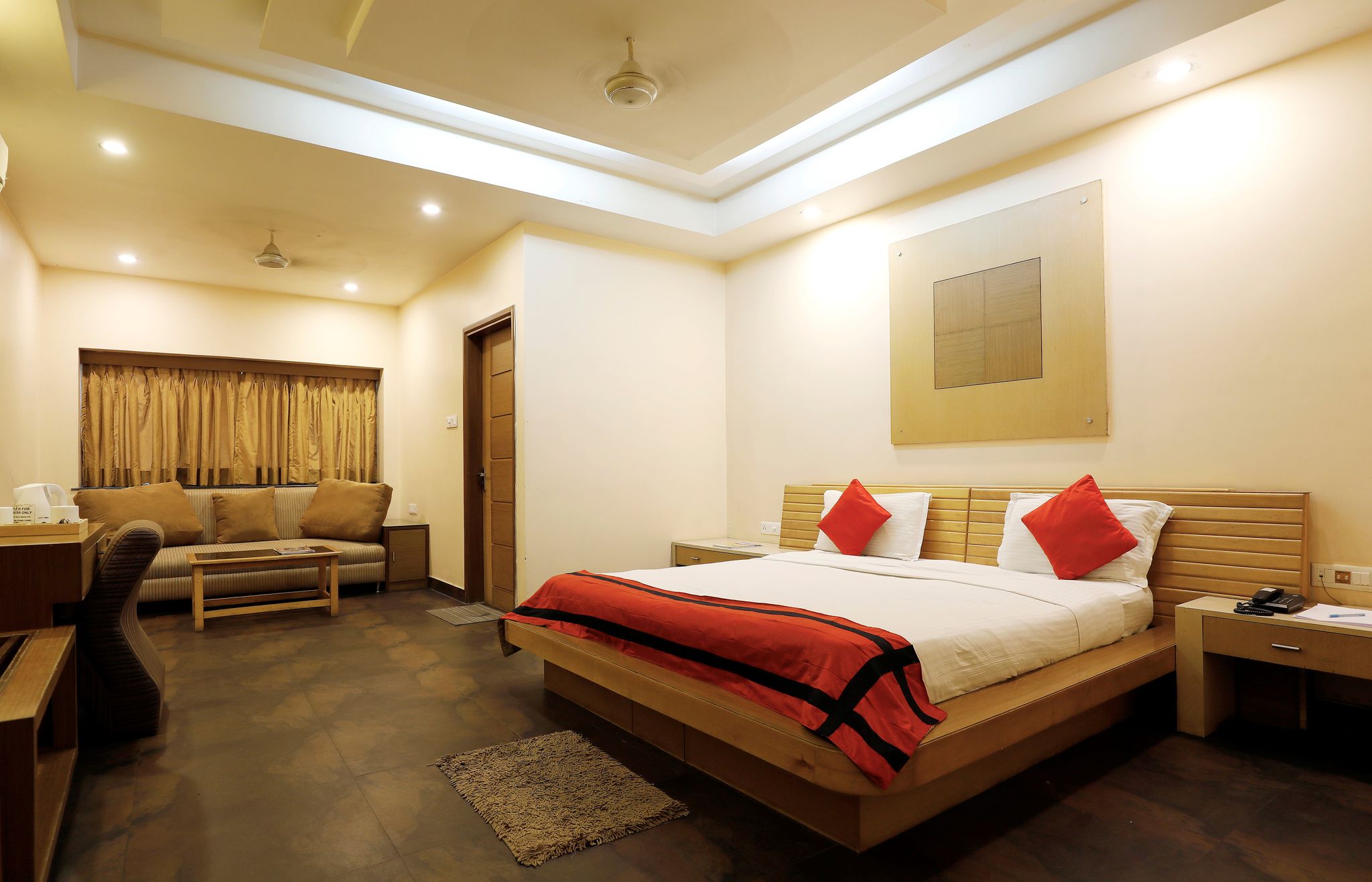 undefined Hotel Trimoorti 3
