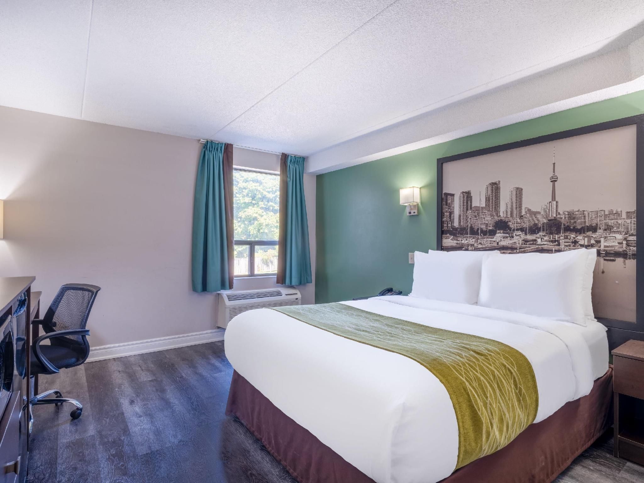 1 Queen Bed, Suite, Non-Smoking