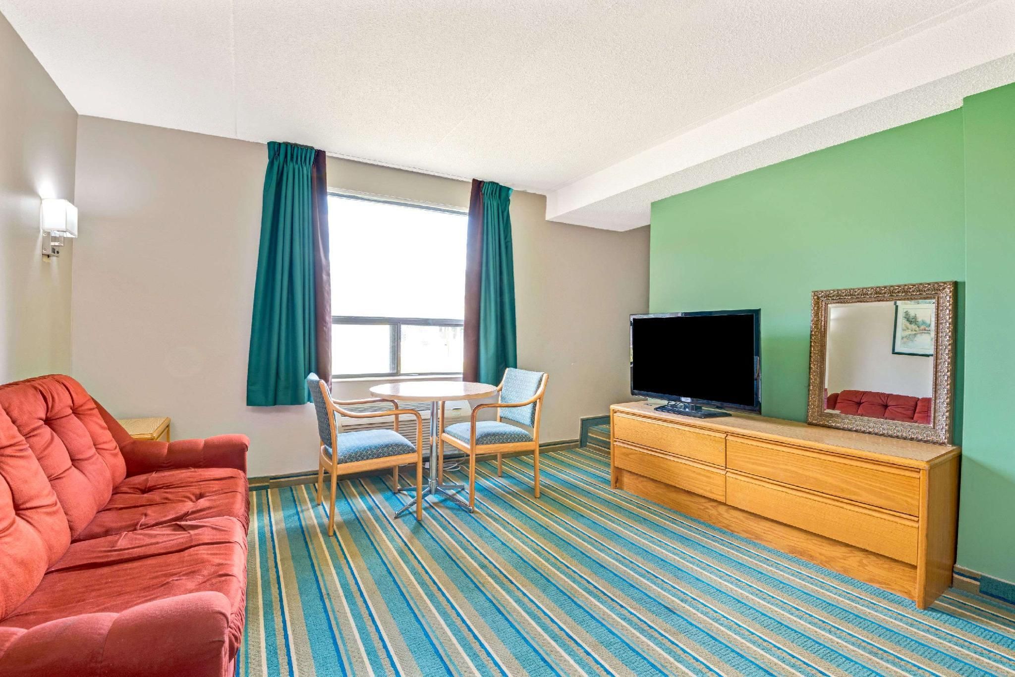 2 Queen Beds Non-Smoking