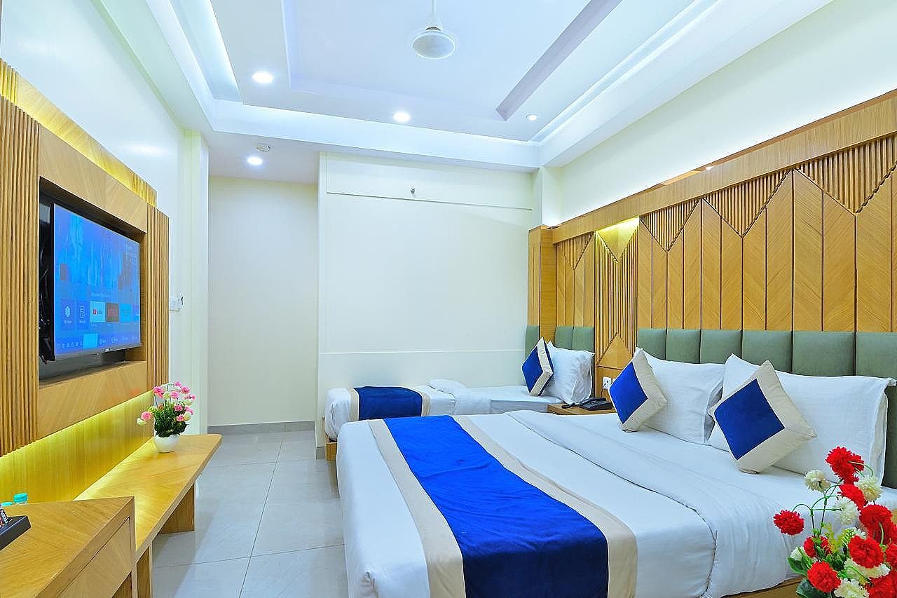 Luxury Triple Room