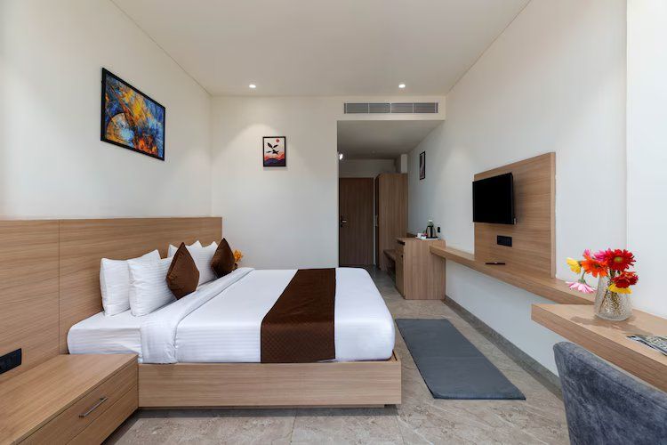 Deluxe City view with Balcony