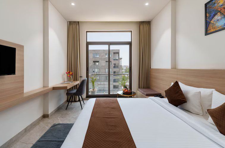 Deluxe City view with Balcony