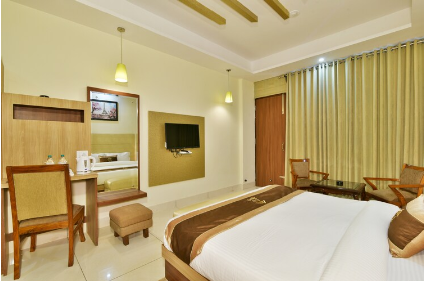 Deluxe Room ( NON View )