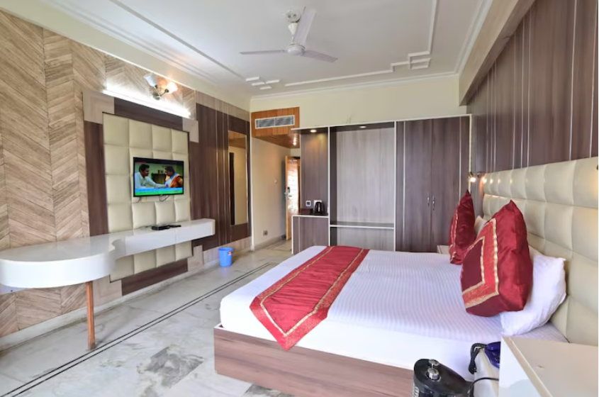 Royal Residency Classic Room 3