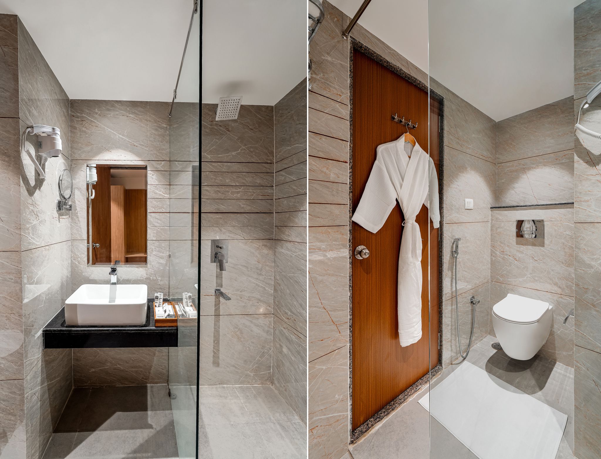 Sinclairs Udaipur Queen room 3