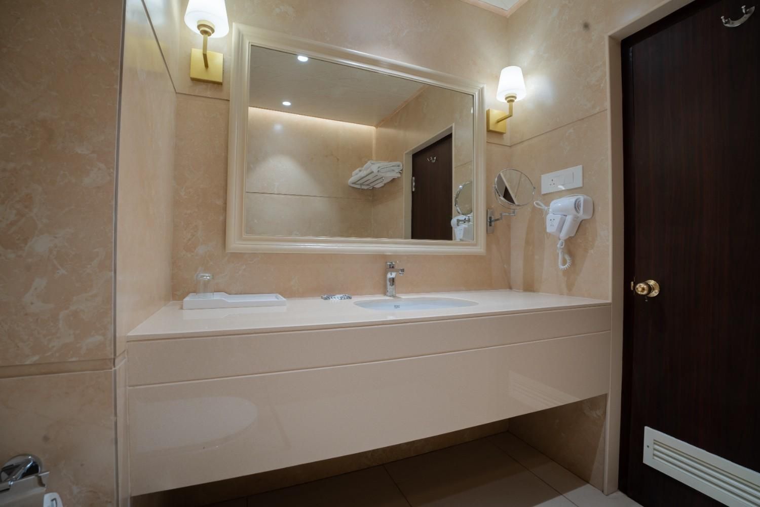 Deluxe Room with Nature View