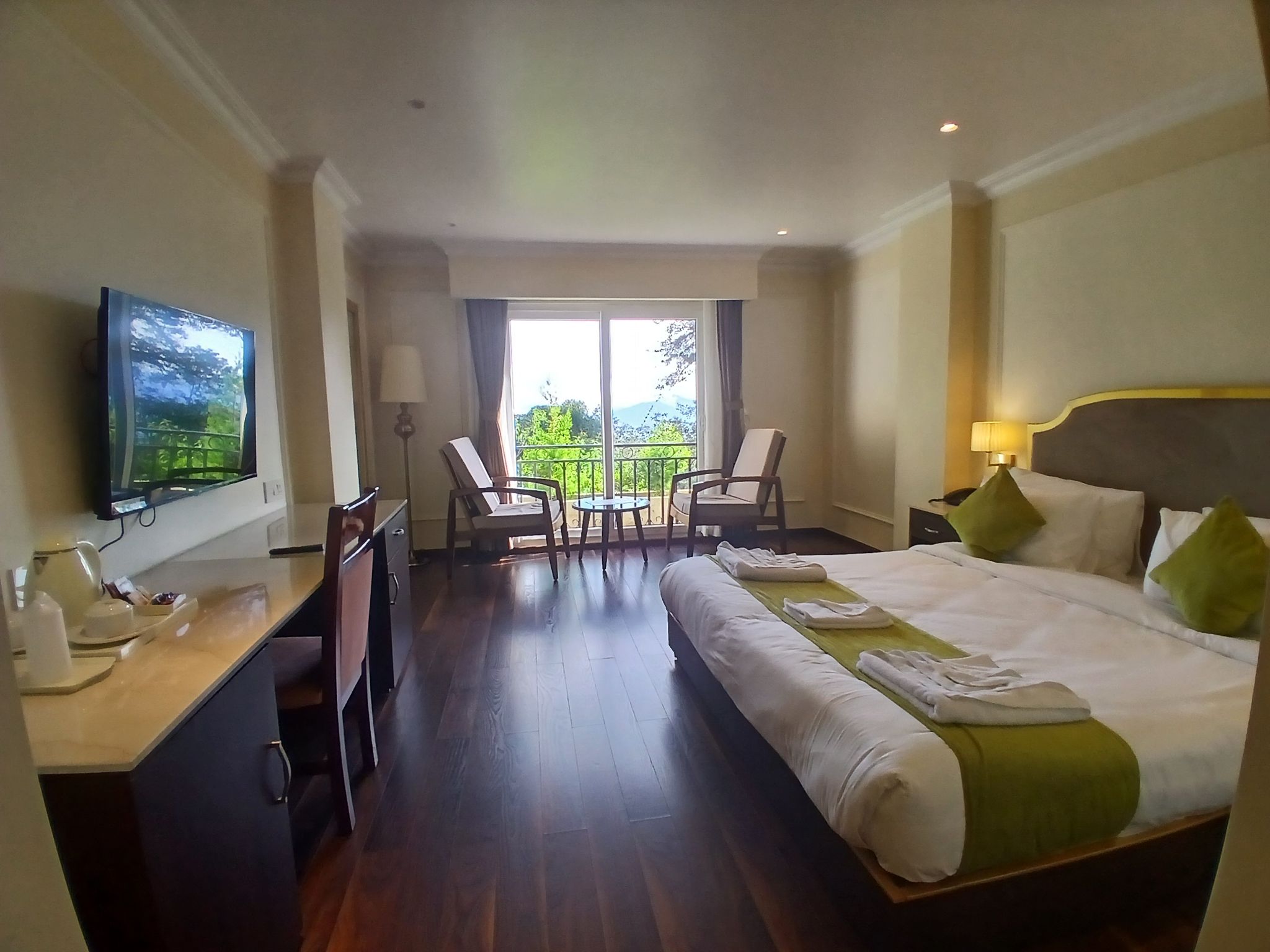 Deluxe Room with Nature View