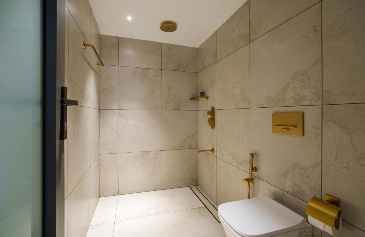 Monticle Glamps Jaccuzi Glamp