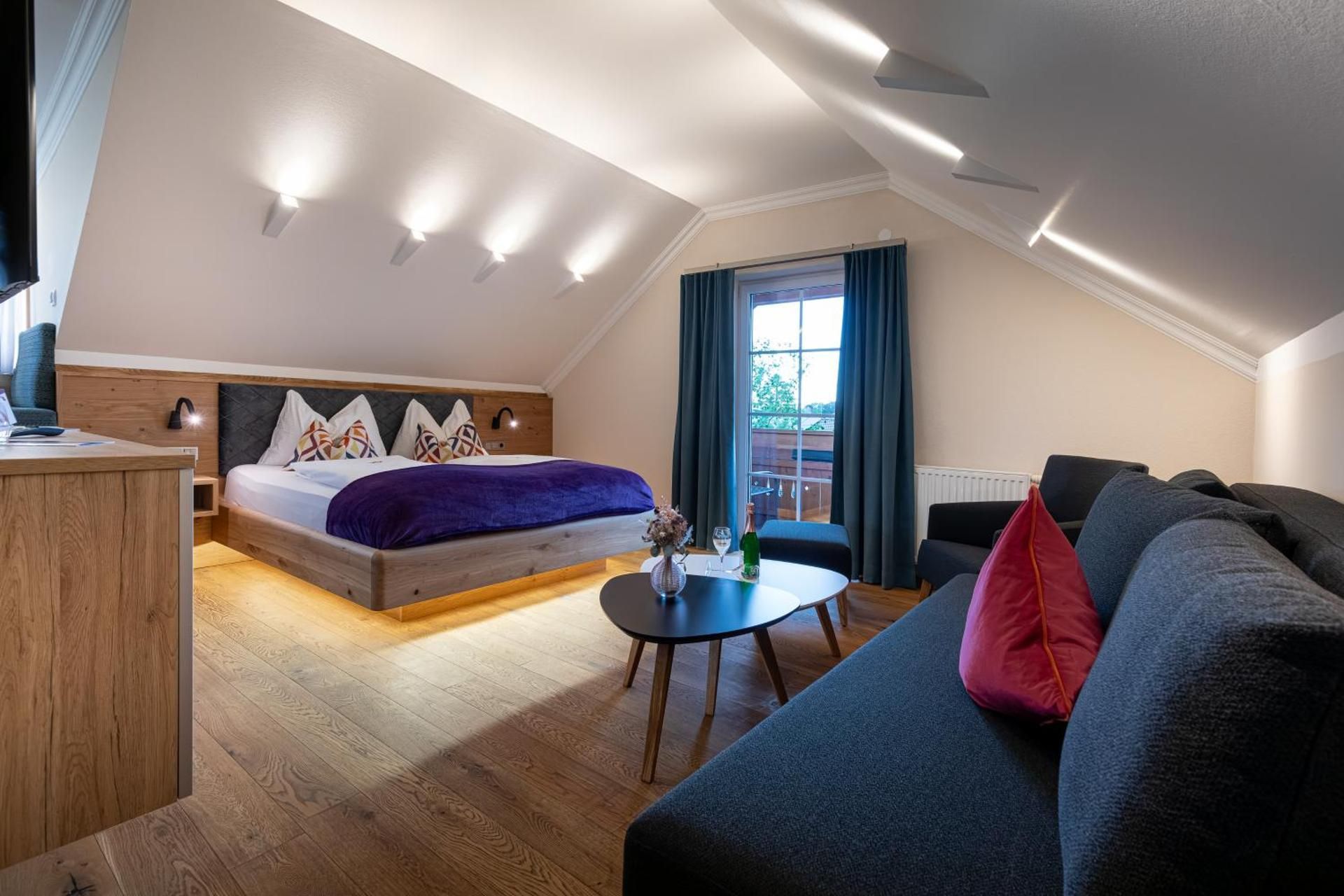 Junior Suite with Balcony