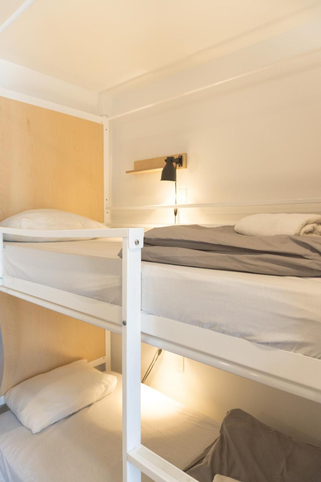 Bed in 6-Bed Mixed Dormitory Room