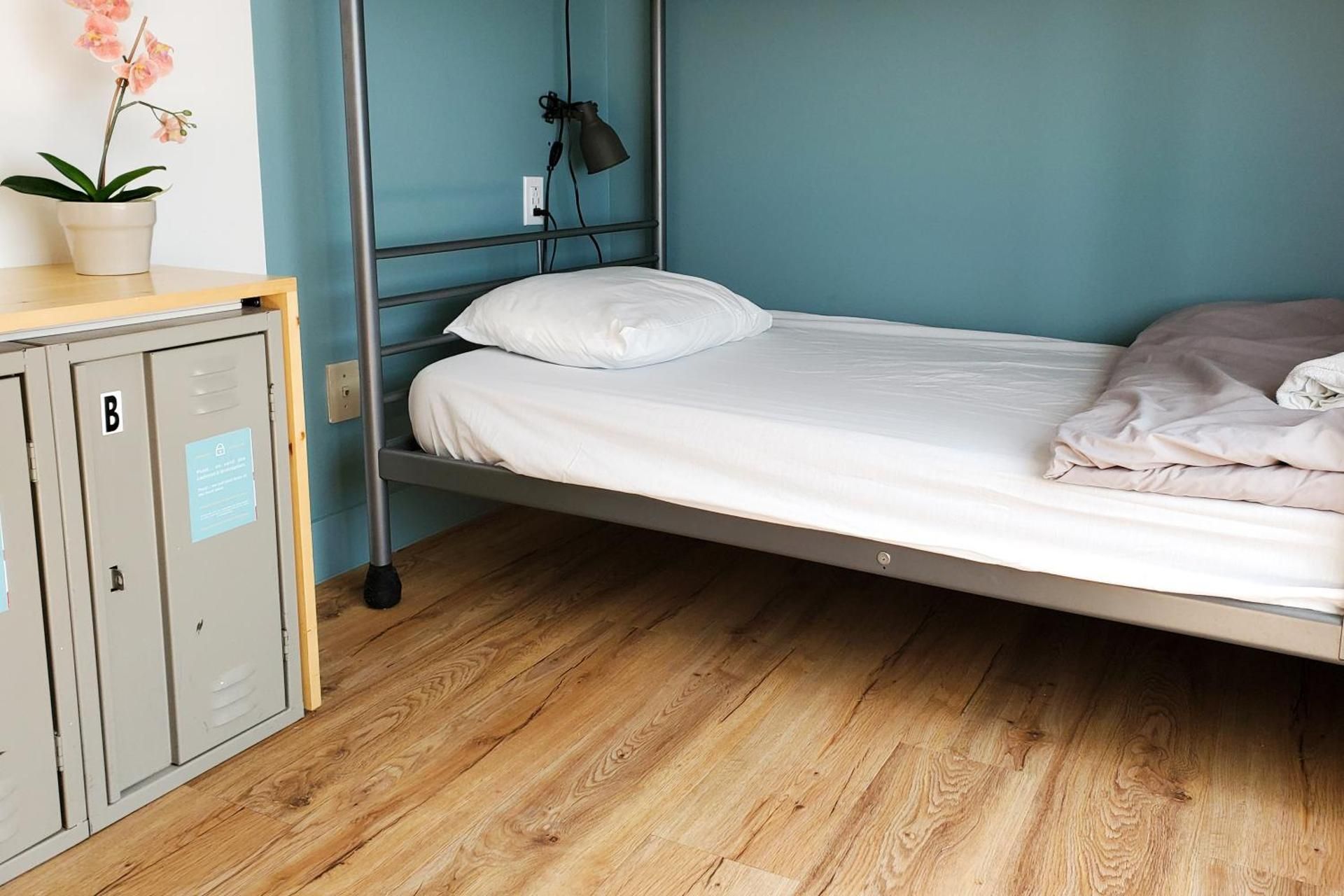 Single Room with Private Bathroom