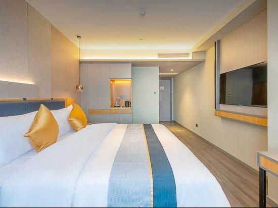 Business Queen Room