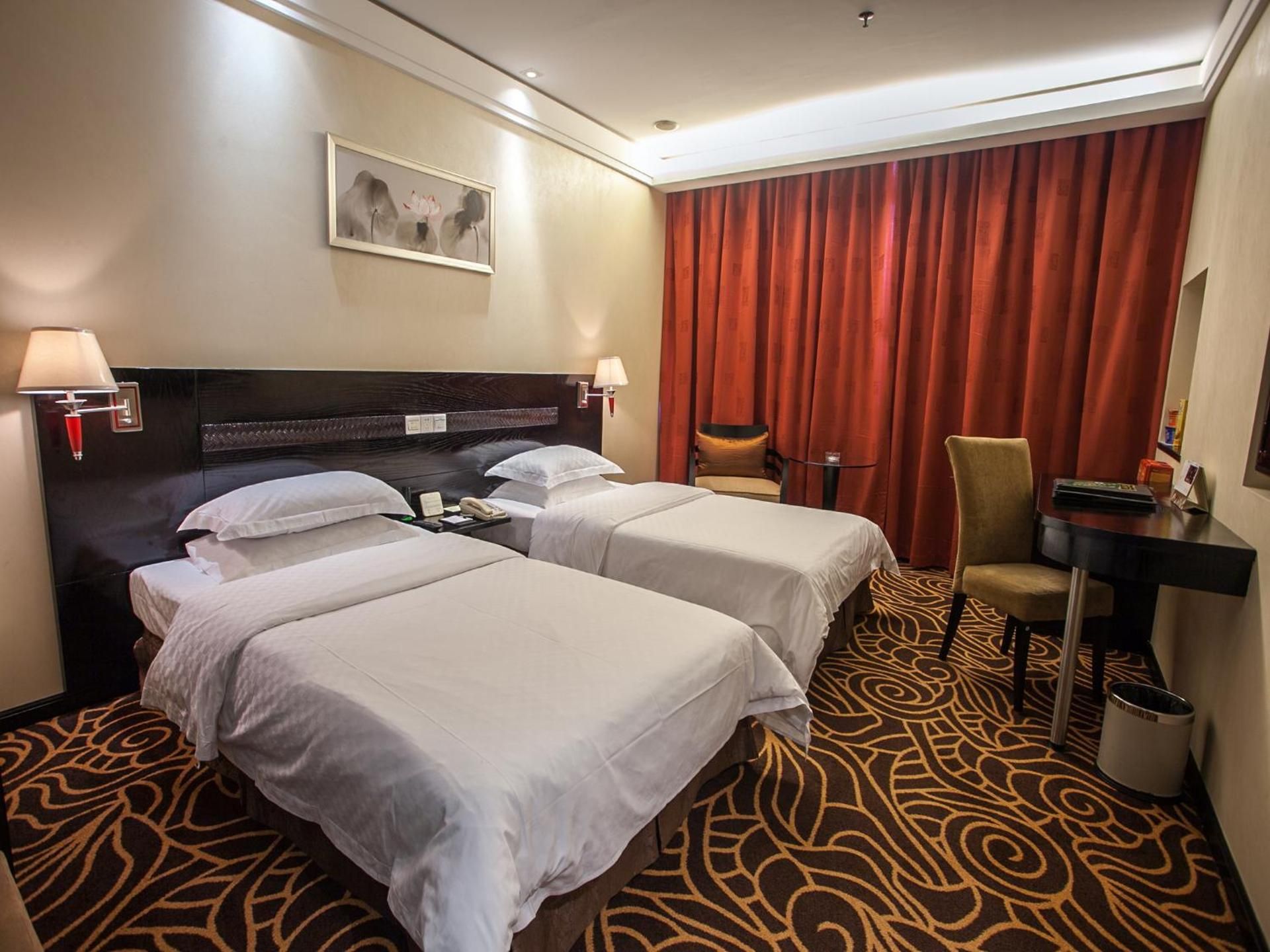 Huashi Hotel - Free shuttle bus during Canton Fair Superior Twin Bed 2