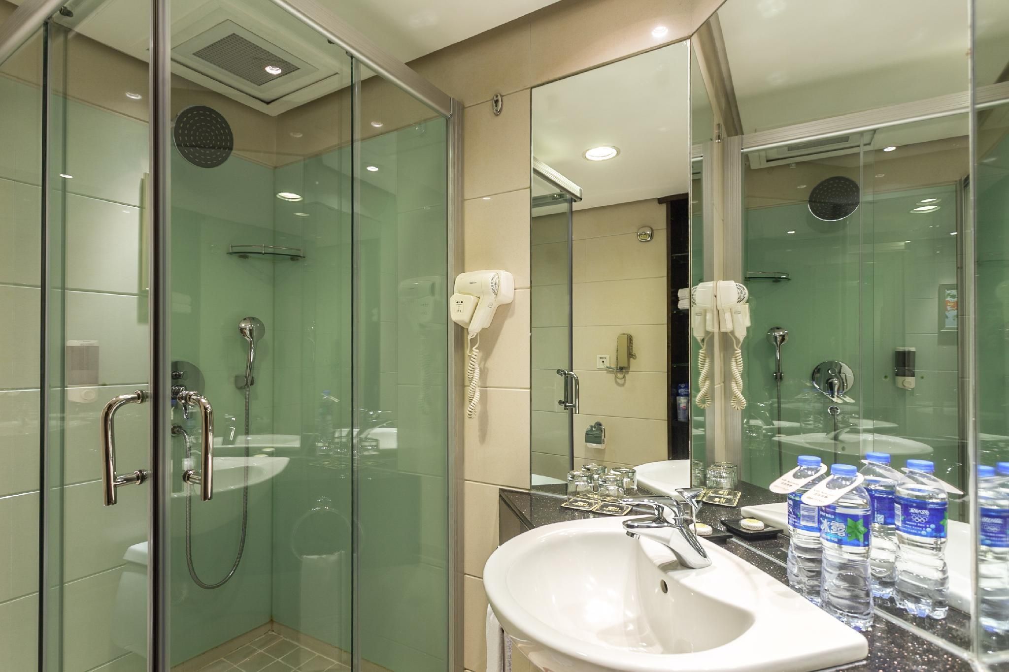 Deluxe Business Room