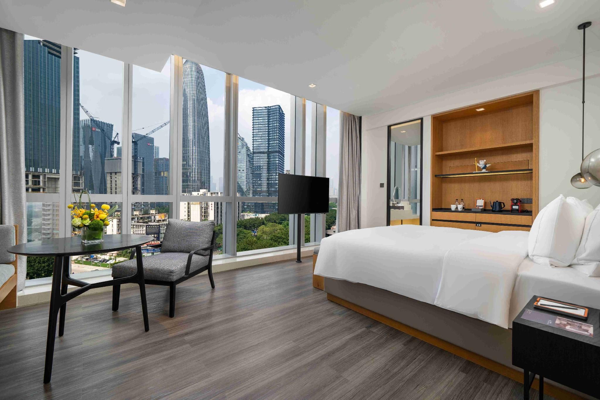 Deluxe 1 Bed Room