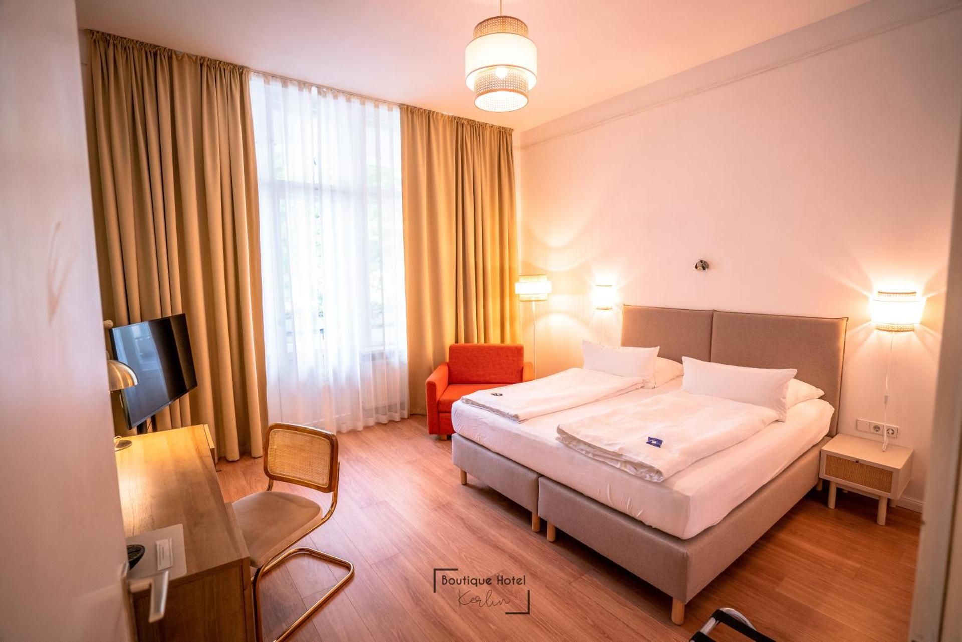 Junior Suite with Balcony