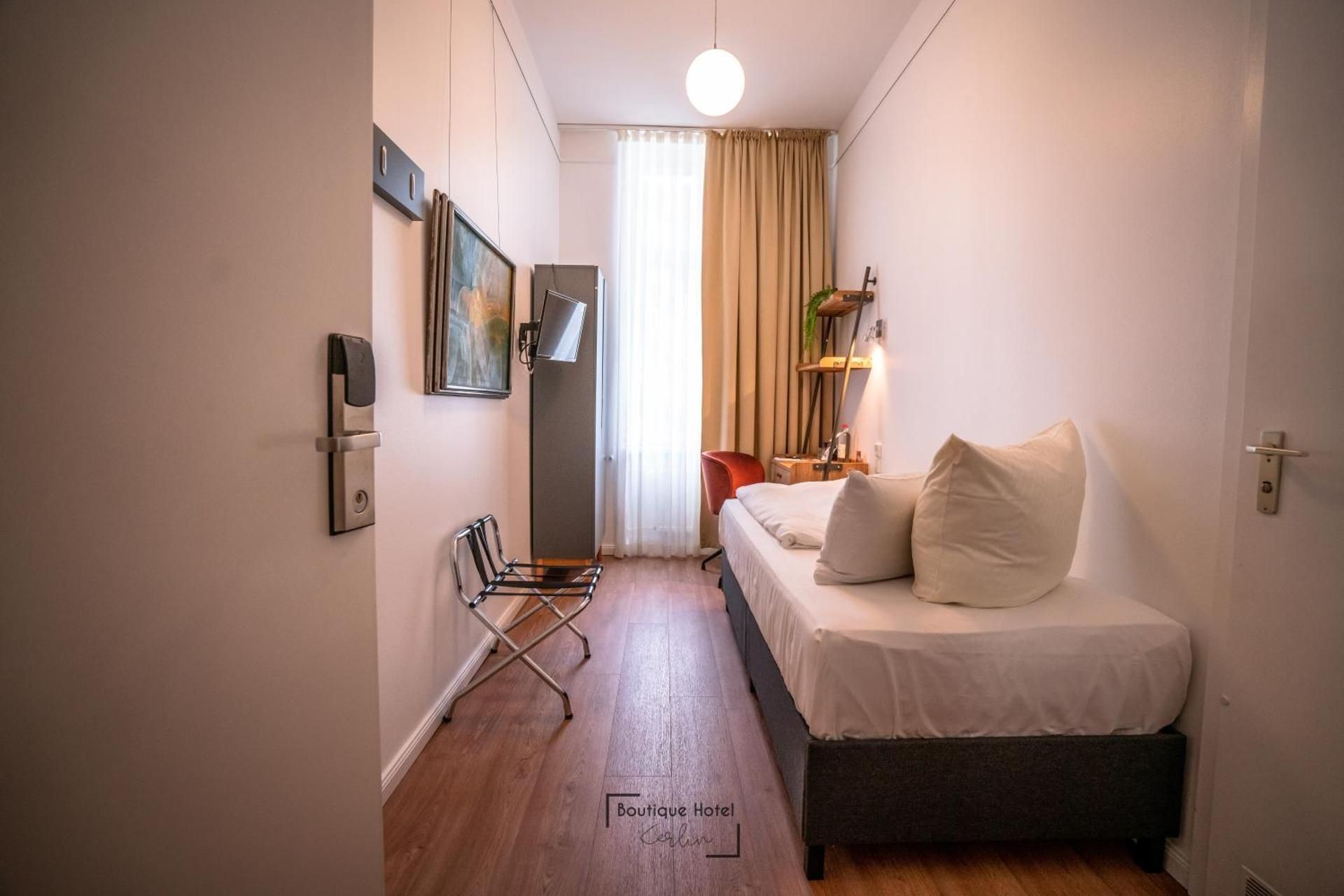Small Single Room