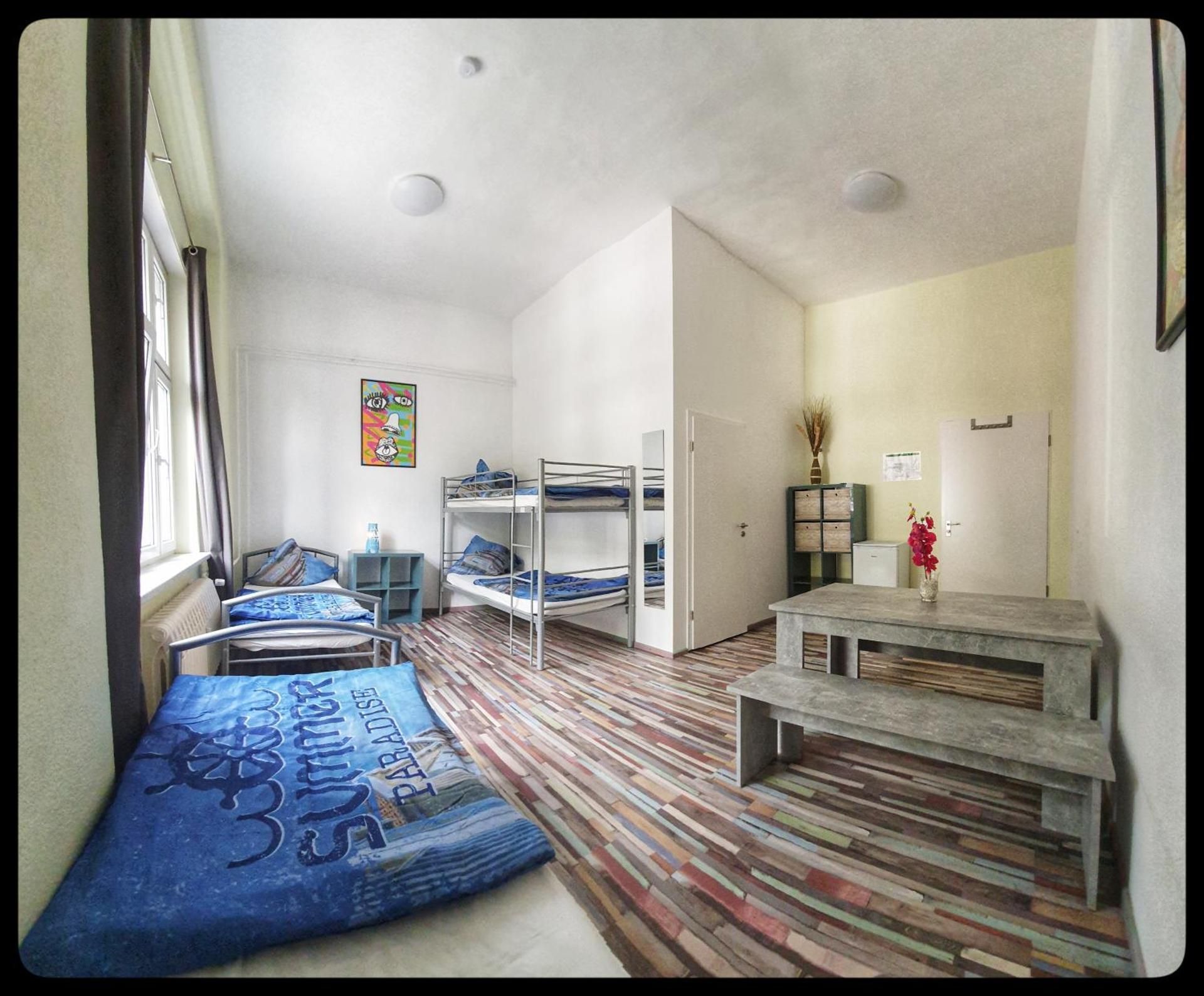 Hostel 199 Quadruple Room with Bathroom