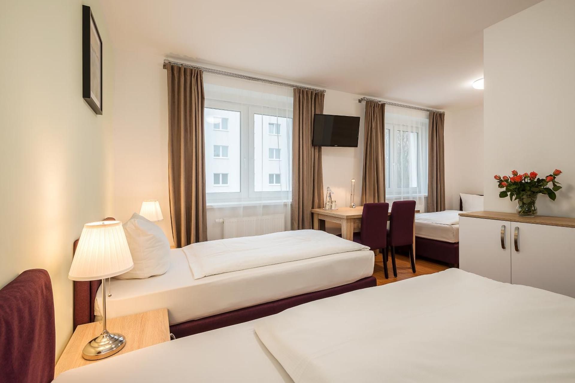 Basic Triple Room