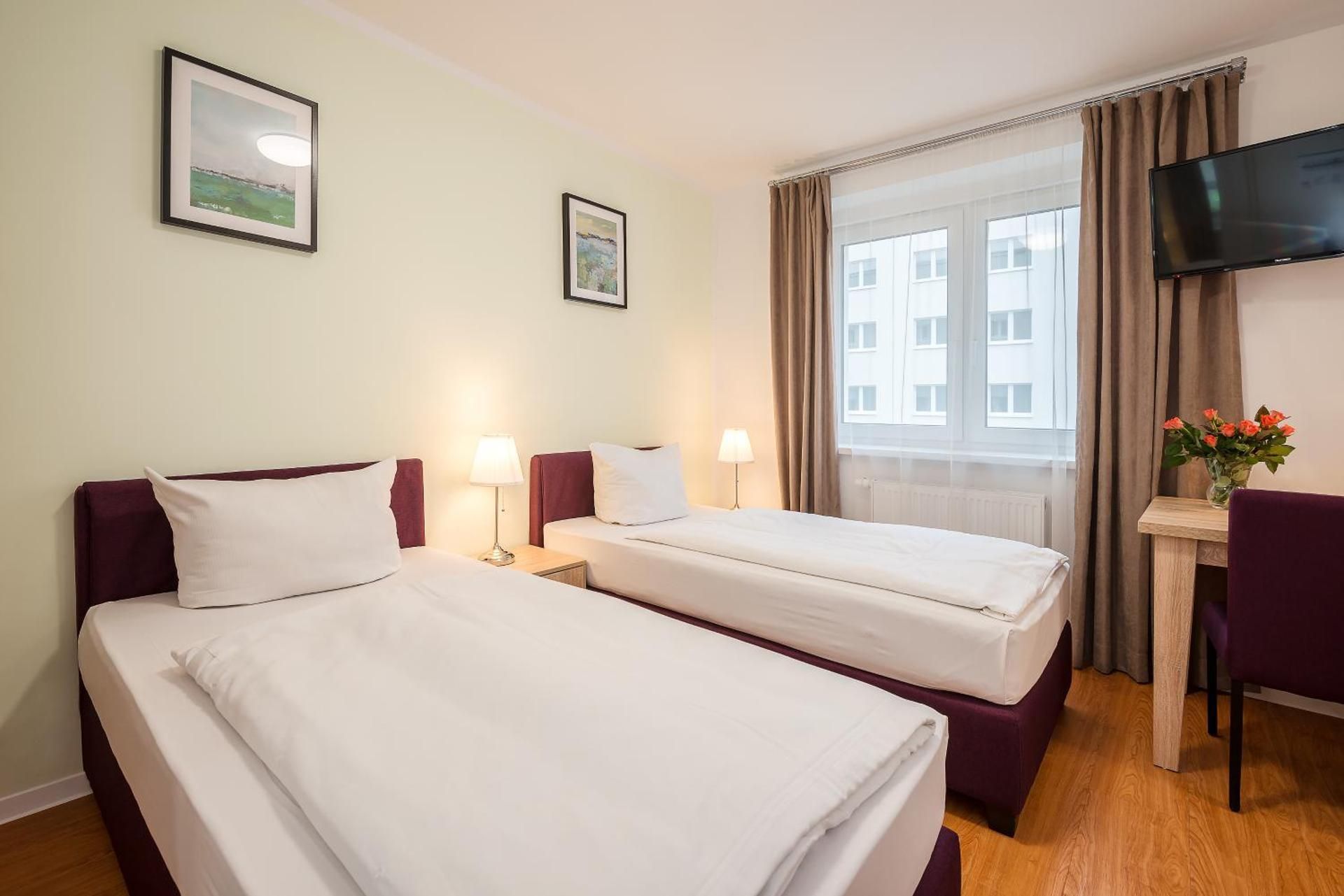 Basic Triple Room