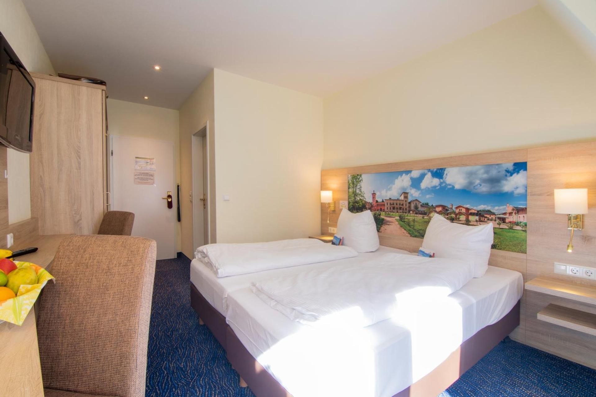 Double Room with Lake View