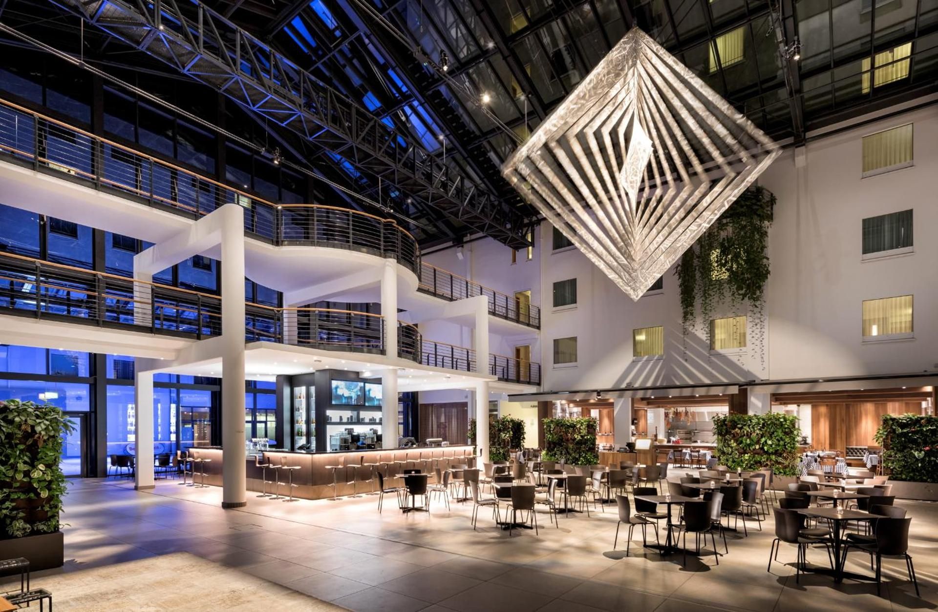 Estrel Hotel