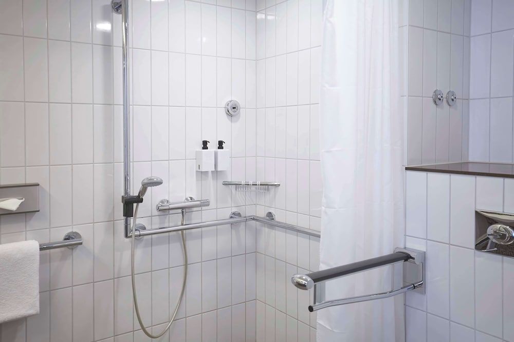 Scandic Berlin Potsdamer Platz Standard Double Room 9