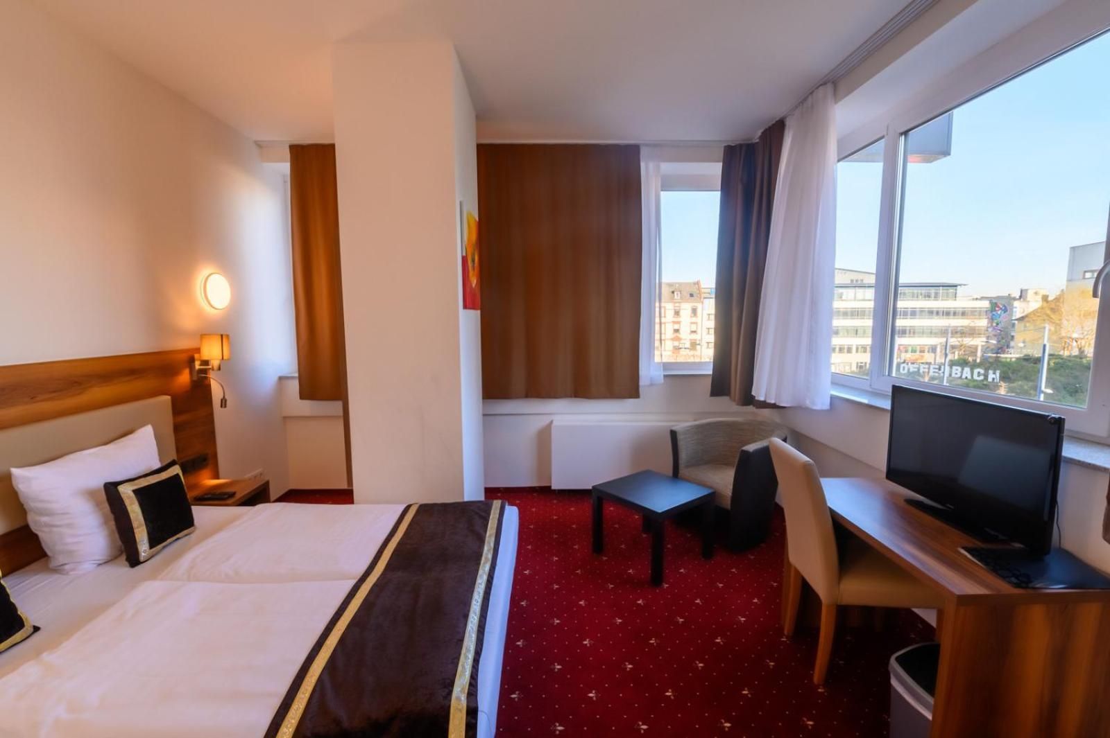 Deluxe Single Room