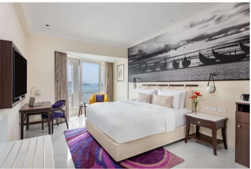 Premium Sunset View Room