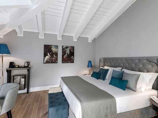 Hotel La Ville Rome Deluxe Double or Twin Room 2