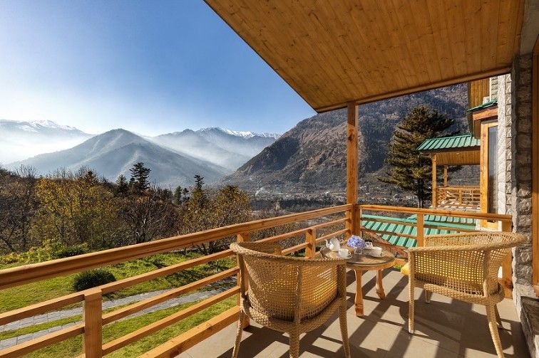 Deluxe Room with Sit-out