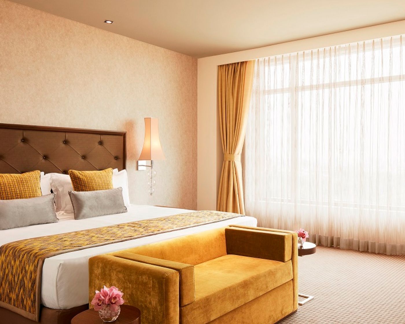 Taj Swarna Amritsar Deluxe Room City View King Bed