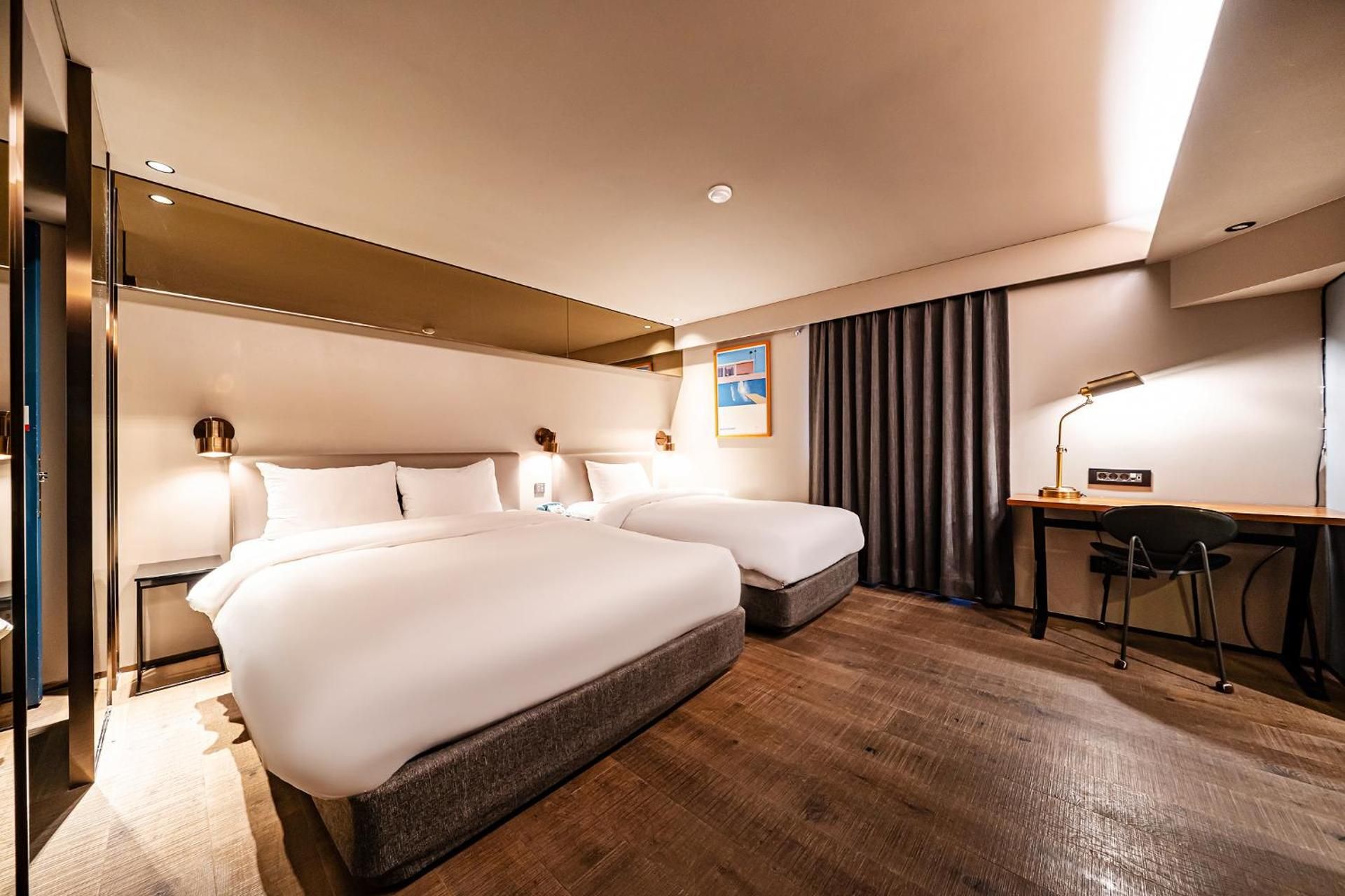 Sillim Dominique  Hotel VIP Twin Room 5