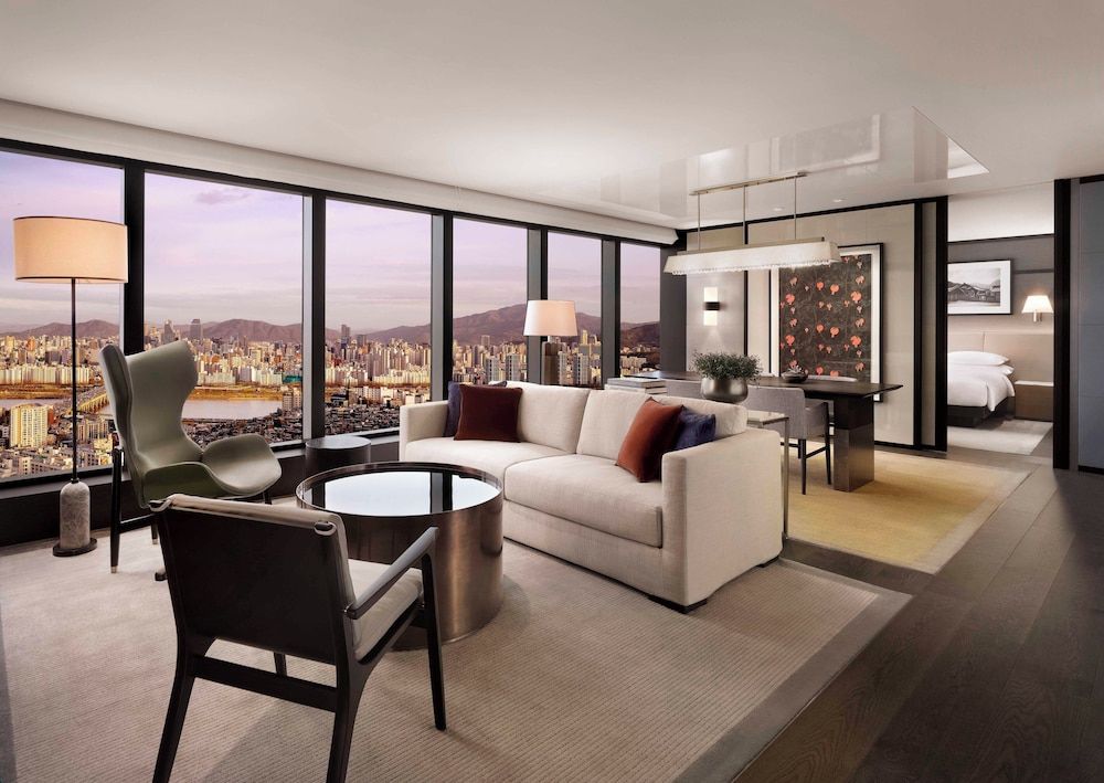 Grand Hyatt Seoul Suite (Diplomatic) 3