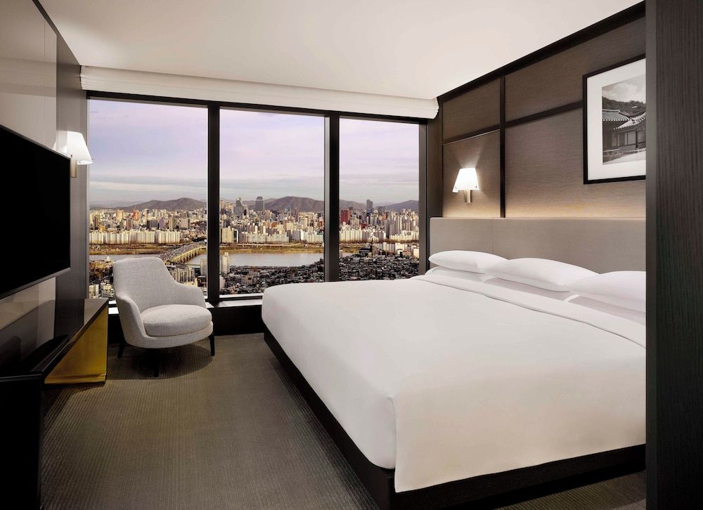 Grand Hyatt Seoul Suite (Diplomatic)