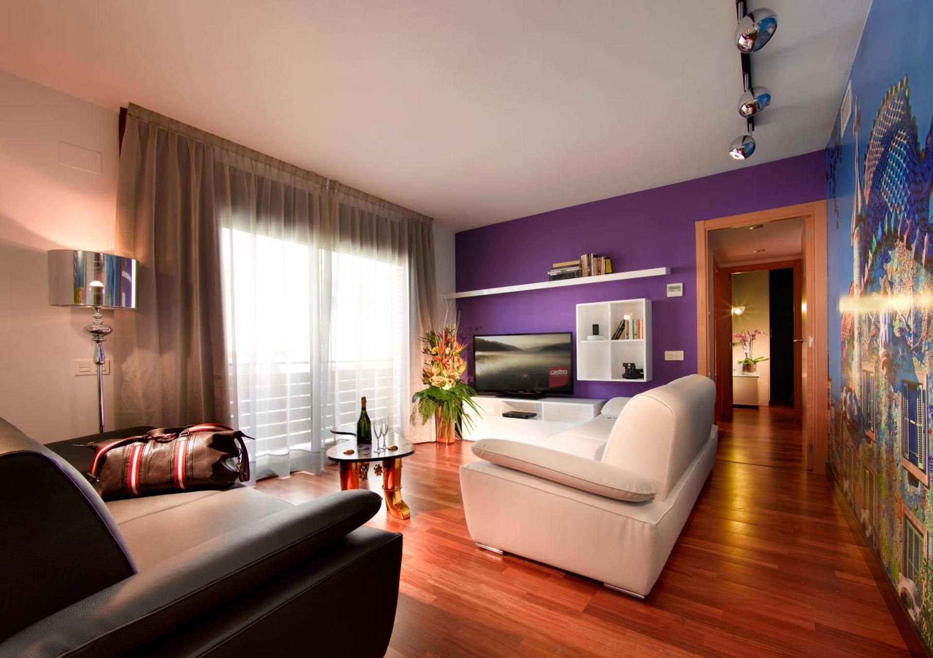 Deluxe Two Bedroom Apartment