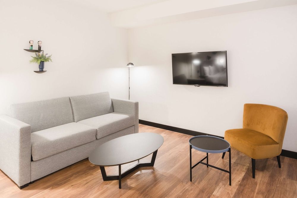 Radisson Blu 1882 Hotel, Barcelona Sagrada Familia Family Room 5