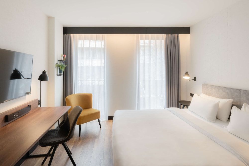 Radisson Blu 1882 Hotel, Barcelona Sagrada Familia Superior Room 8