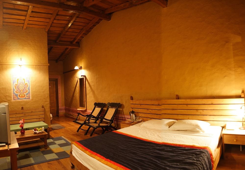 Chevron Eco Lodge Super Deluxe Room 10