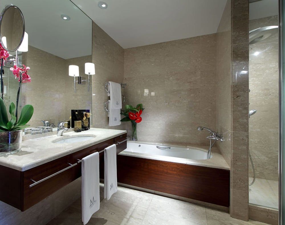 Premier Triple Room