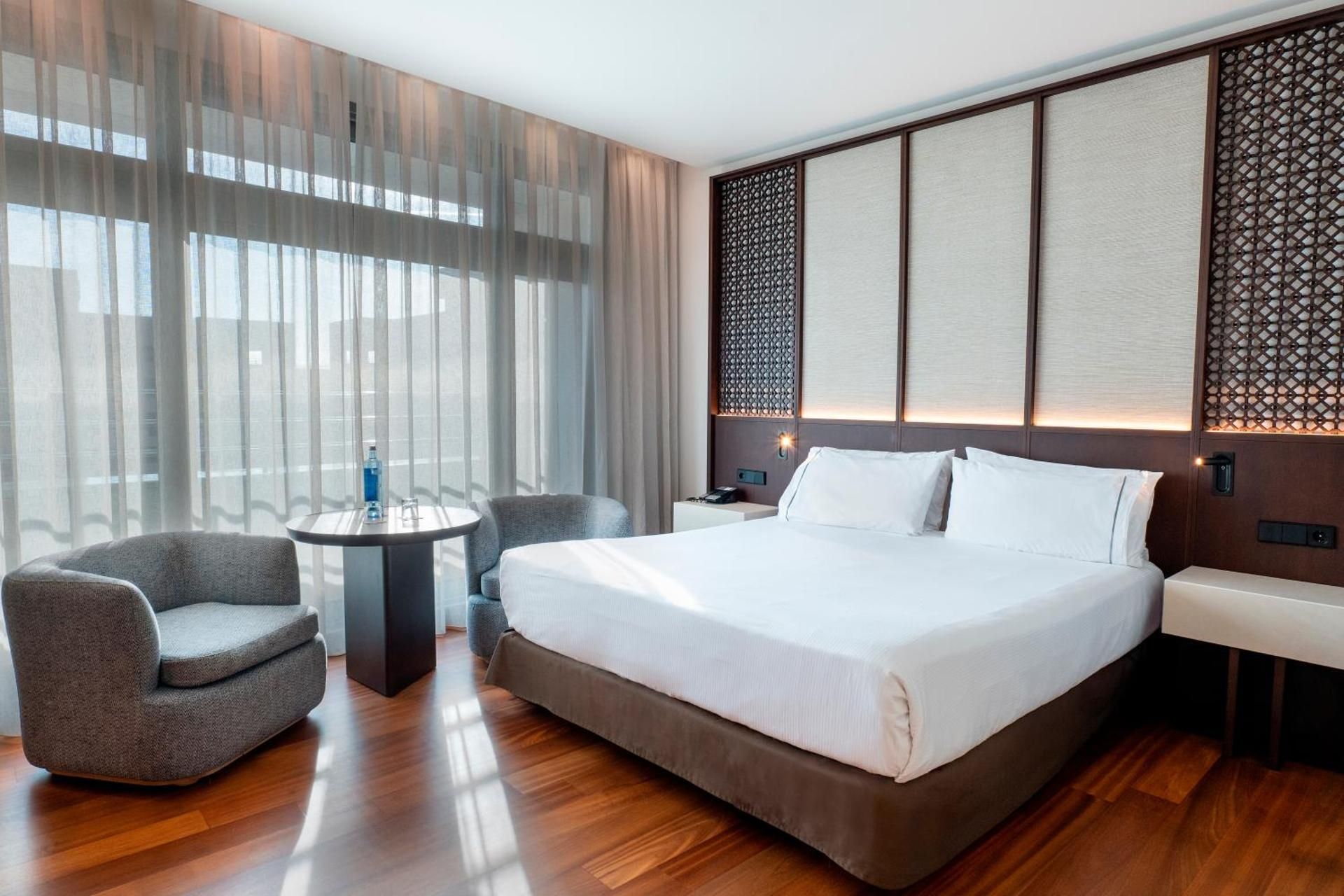 Eurostars Grand Marina Superior Room