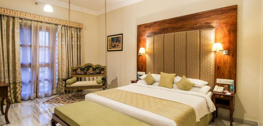 Pratap Mahal - IHCL SeleQtions Superior King Room with Sitout 4
