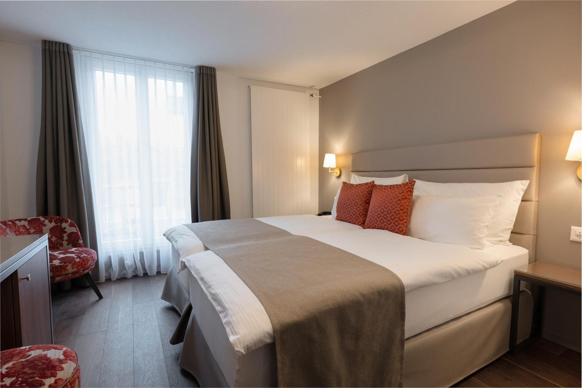 Double room city side 12m2