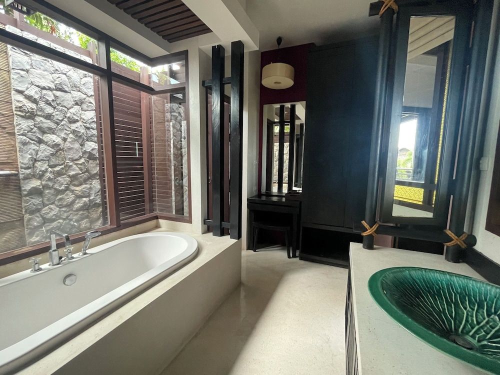 Bhundhari Residence Koh Samui Deluxe Villa 15