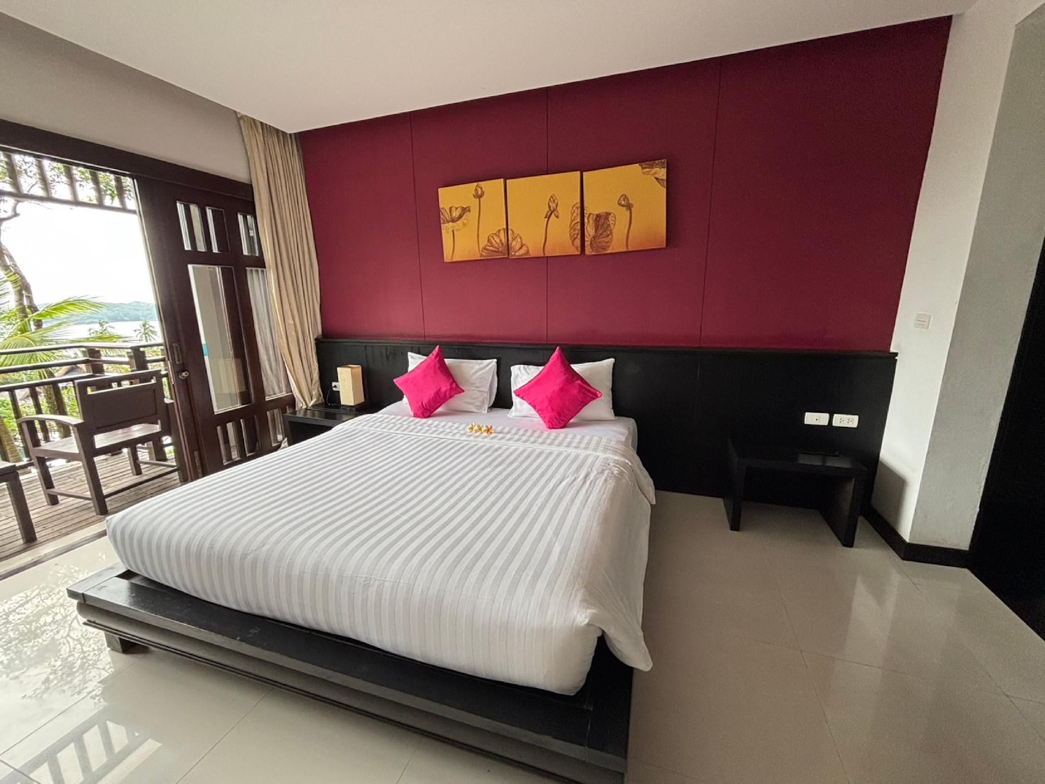 Bhundhari Residence Koh Samui Deluxe Ocean View 3