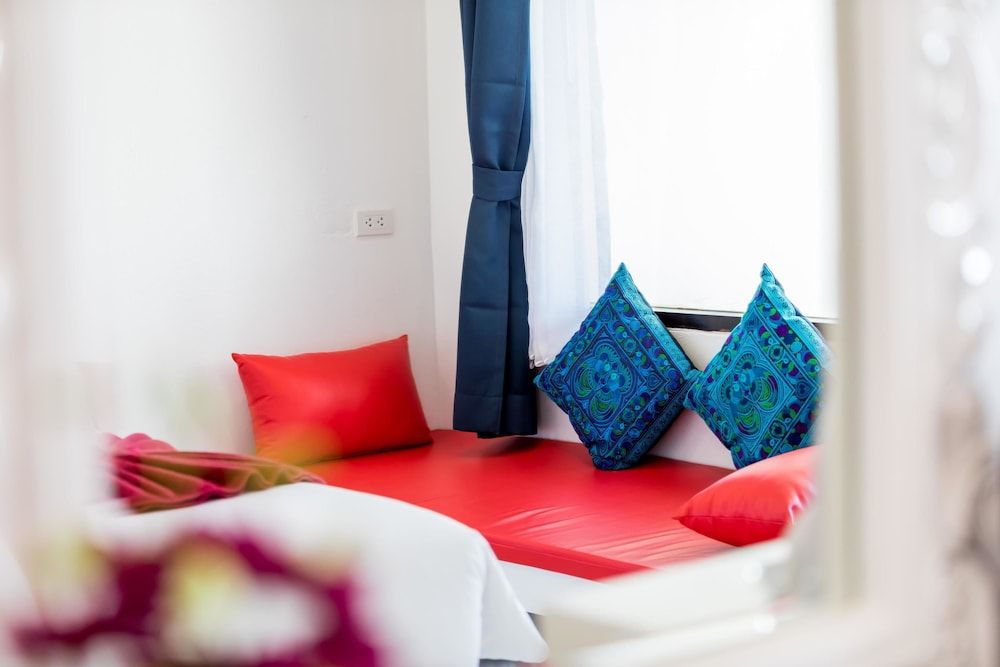 Crystal Bay Beach Resort Superior Room 4