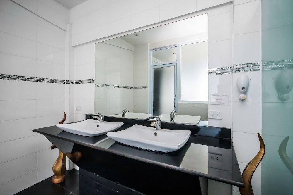 Crystal Bay Beach Resort Beachfront Deluxe with Terrace 8