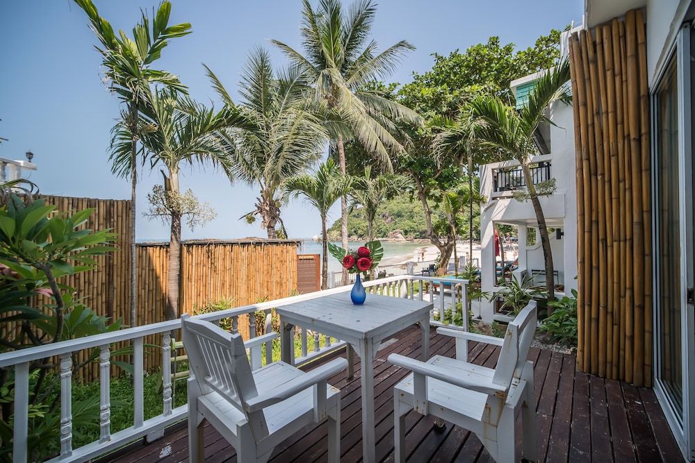 Crystal Bay Beach Resort Beachfront Deluxe with Terrace 6