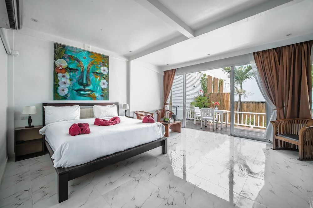 Crystal Bay Beach Resort Beachfront Deluxe with Terrace 2